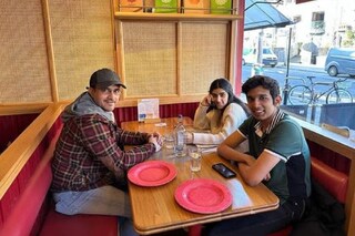 বিদেশে মেয়ের সঙ্গে ভ্যালেন্টাইন লাঞ্চ সৌরভের