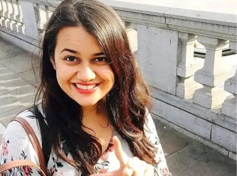 জেলা পর্যায়ে রাজস্ব ব্যবস্থাপনা সংক্রান্ত সর্বোচ্চ পদটি হল জেলাশাসকের। তাঁদের কাজ হল সুষ্ঠু ভাবে জেলা পরিচালনা করা। এধরনের পদে যোগ দেওয়ার জন্য ইউপিএসসি সিভিল সার্ভিসেস পরীক্ষায় উত্তীর্ণ হওয়া বাধ্যতামূলক।
