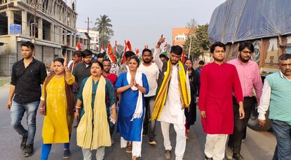 ত্রিপুরায় ভোট প্রচারে সায়নী ঘোষ। 