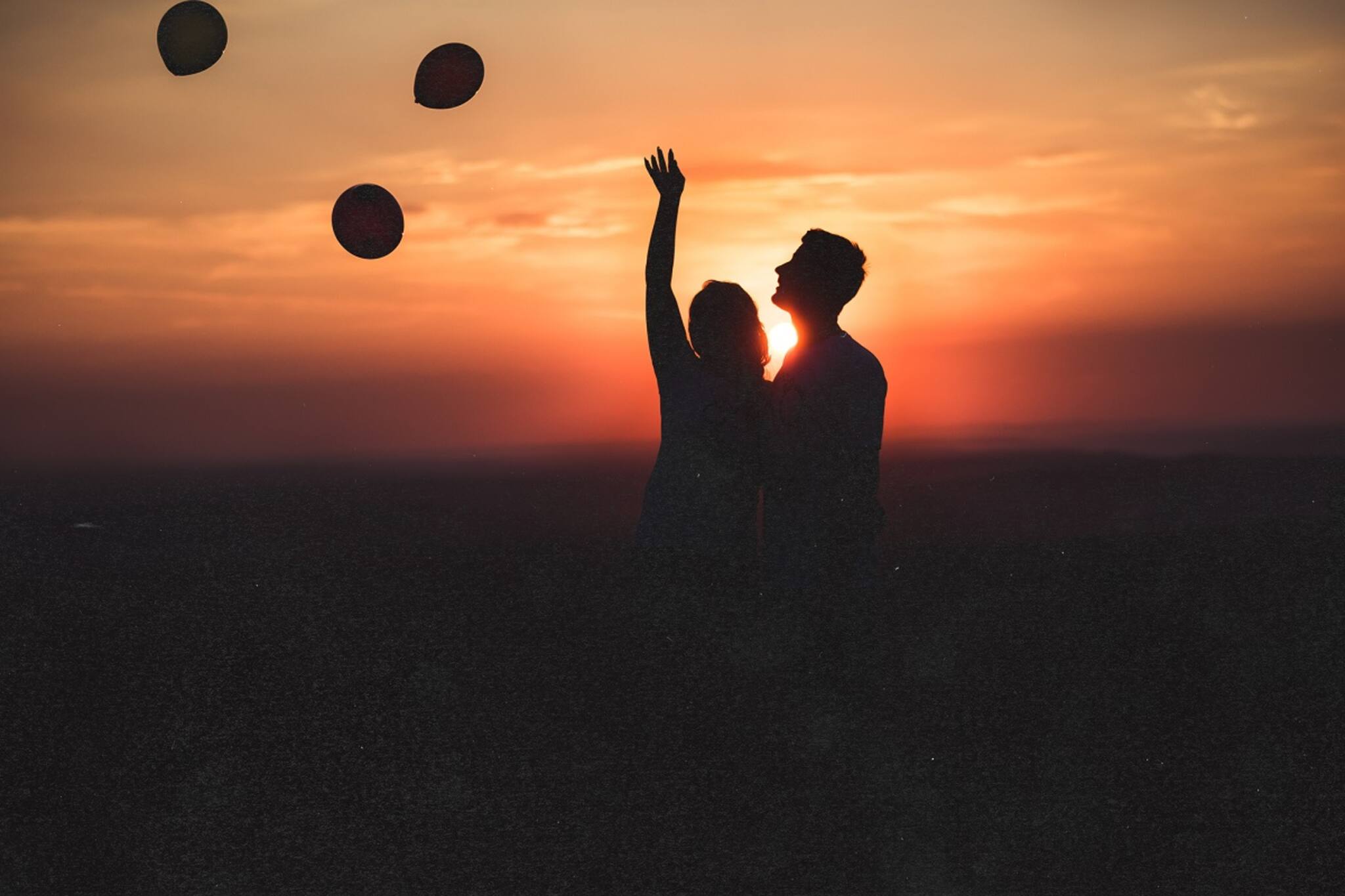 এবারের ভ্যালেন্টাইন ডে-তে সেরা গিফট হবে আপনারই, কী জানেন! জানুন, আর অবাক করে দিন