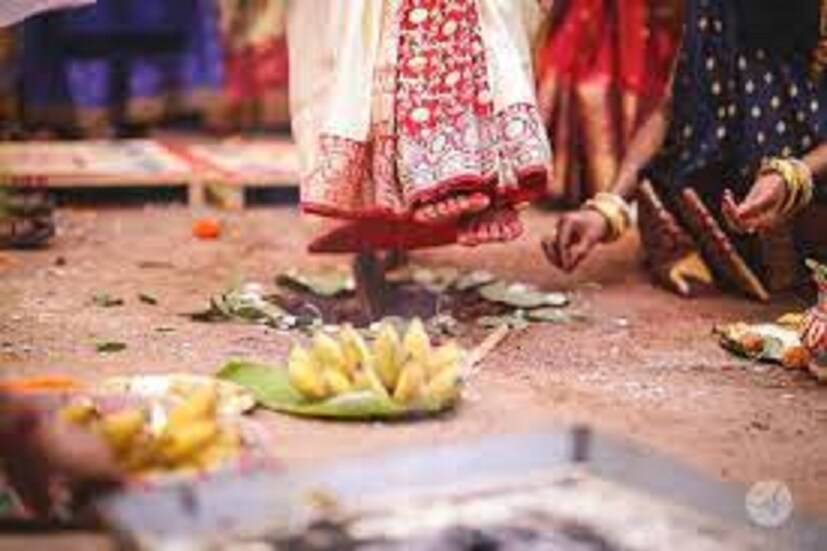 এই বিয়ের ঘটনাই আপাতত জেলার প্রতিটি মানুষের চর্চার বিষয়ে পরিণত হয়েছে ৷ প্রতীকী ছবি ৷ 