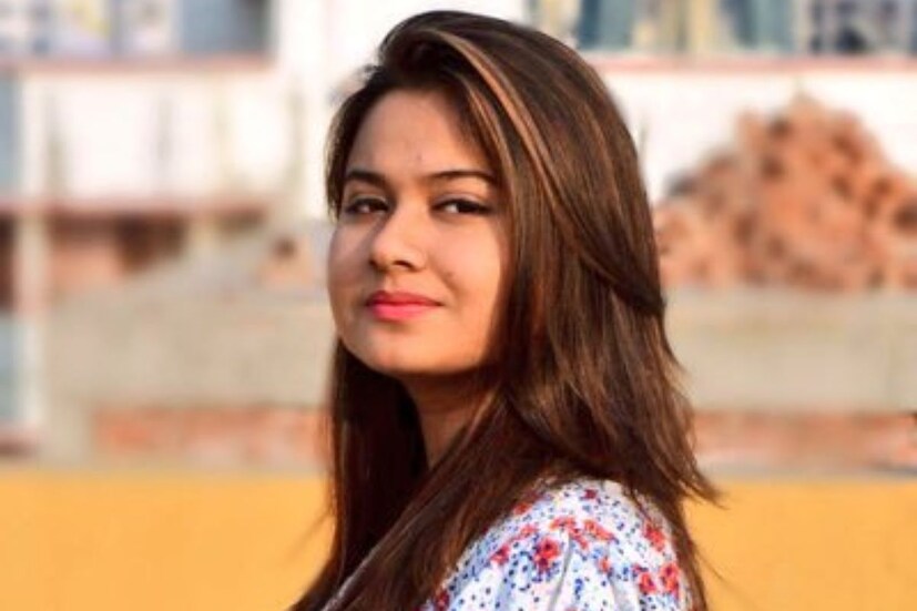 ছোটবেলা থেকেই শাস্ত্রীয় সংগীতেই মূলত তাঁর তালিম। অডিশনে শ্রেয়া ঘোষালের ‘মোহে রং দো লাল’ গেয়ে বিচারকের মন জয় করে নিয়েছিলেন অস্মিতা। এরপর গোটা জার্নি জুড়ে সব ধরণের গান গেয়েছেন তিনি। লোকসংগীত থেকে কীর্তন, আধুনিক সব গান গাইতে পারাটাও একটা অন্য সন্তুষ্টি অস্মিতার কাছে।