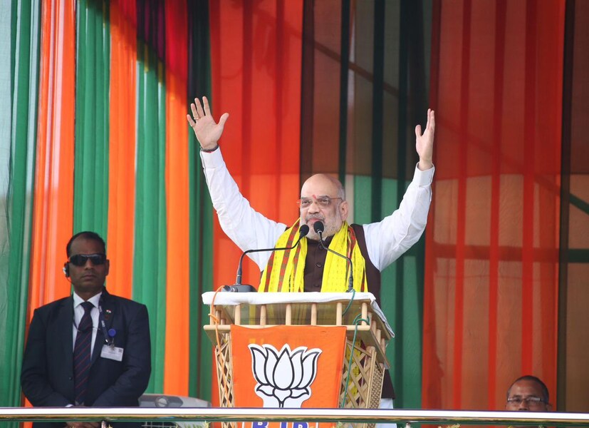 এদিন, বিজেপির 'বিজয় সঙ্কল্প' যাত্রার দুটি সভায় যোগ দেন শাহ। দুপুর ১২টায় চণ্ডীপুর এবং বেলা ২ টোয় বিশ্রমগঞ্জে সভা করেন। শেষে যোগীন্দ্রনগরে একটি রোড শো।