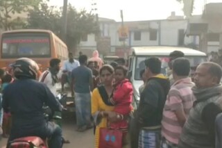 মেয়েকে শ্বাসরোধ করে খুন করল সৎ মা (প্রতীকী ছবি)