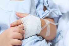 তিন বছরের শিশুর মৃত্যু, Adenovirus-এর আতঙ্ক বাড়ছে জেলায় জেলায়!