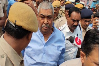 অনুব্রতর পরিচারকের ব্যাঙ্ক অ্যাকাউন্ট ফ্রিজ৷  অনুব্রতর পরিচারকের ব্যাঙ্ক অ্যাকাউন্ট ফ্রিজ৷