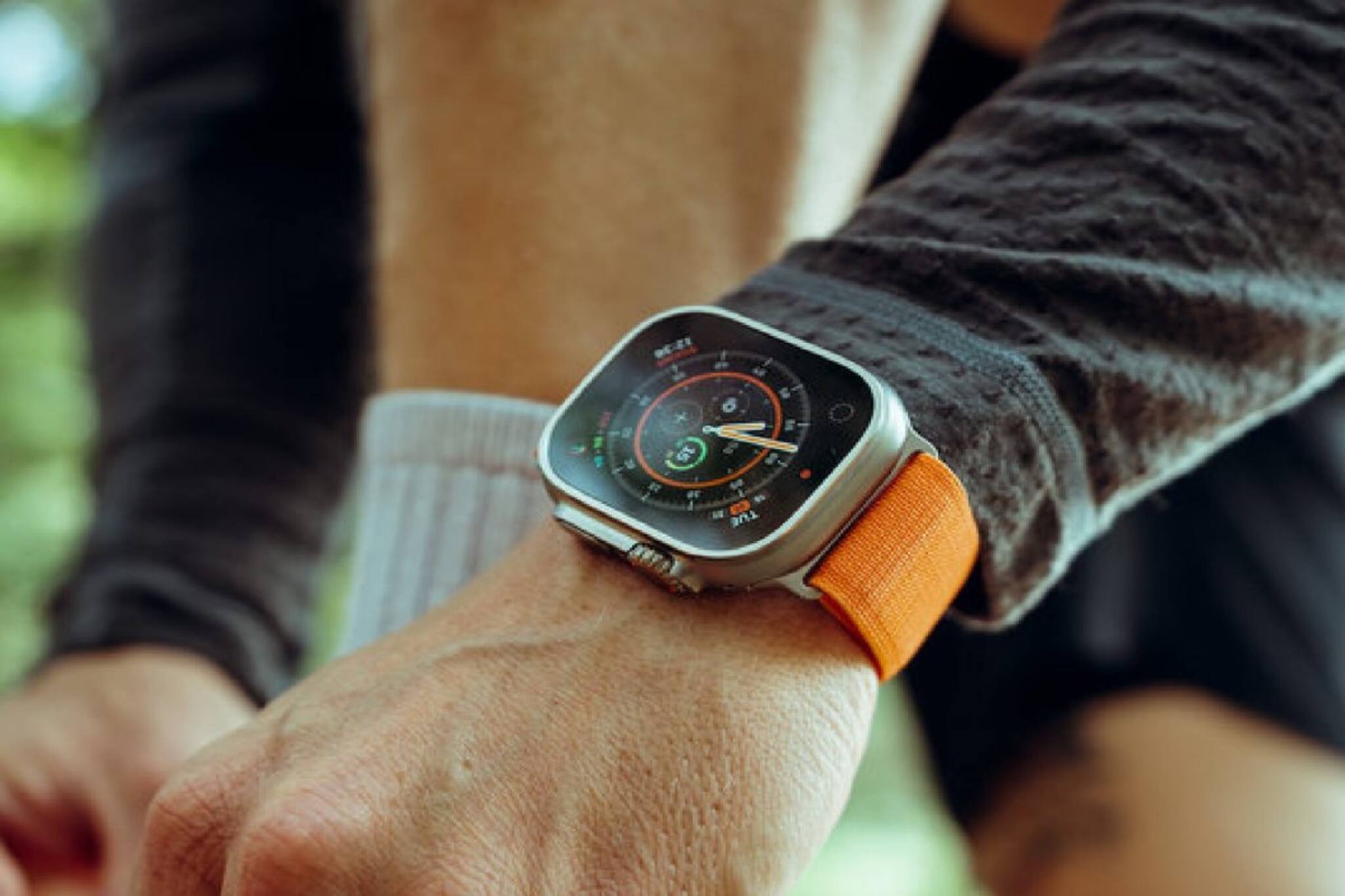 ২.১ ইঞ্চির ডিসপ্লে! আর কী ফিচার নিয়ে আসছে Apple Watch Ultra? জেনে নিন