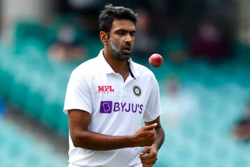 নাগপুরে নয়া রেকর্ড গড়লেন রবিচন্দ্রন অশ্বিন, পেছনে ফেললেন কুম্বলে-কপিল দেবদের