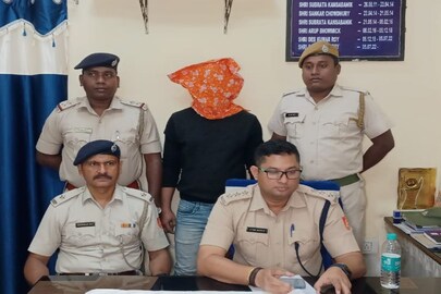 বারুইপুর থেকে আগ্নেয়াস্ত্র ও কার্তুজসহ গ্রেফতার কুখ্যাত দুষ্কৃতী সাব্বির