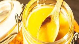 ঘিয়ের আশ্চর্য ক্ষমতা! ত্বকের উজ্জ্বলতা বাড়াতে ম্যাজিকের মতো কাজ করে এই উপাদান