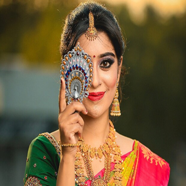 আজ, বৃহস্পতিবার, ৯ ফেব্রুয়ারি, ২০২৩ তারিখের দিকে যদি তাকানো যায়, তাহলে কলকাতার সোনা এবং রুপোর বাজারের ছবিটা ঠিক কী রকম?