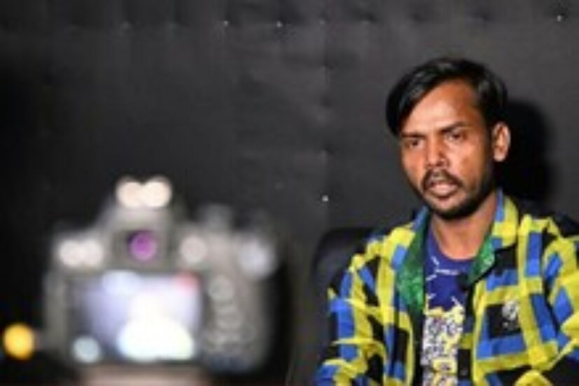প্রাথমিক ভোট গণনার সময়ে বেশ এগিয়ে ছিলেন তিনি৷ কাহালু উপজেলার কেন্দ্রে এগিয়ে থাকা হিরো আলম পেয়েছেন মোট ১১ হাজার ৫৬৪ ভোট, একেএম রেজাউল করিম পান ৯ হাজার ৪০ ভোট৷ 