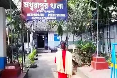 মথুরাপুর থানায় মহাকাণ্ড