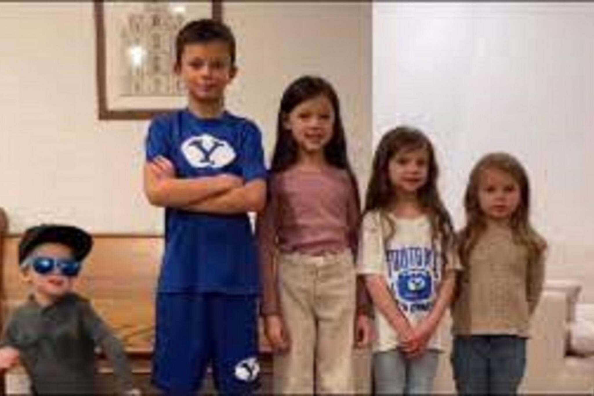 বাচ্চাদের নো ডান্স চ্যালেঞ্জ মায়ের , একরত্তির দুষ্টু বুদ্ধি মন চুরি করে সবার