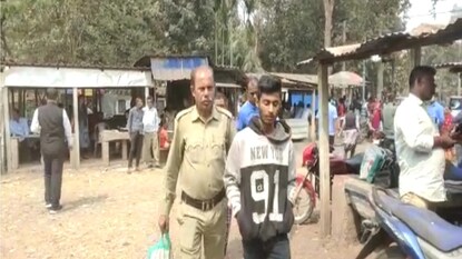 নাবালিকাকে অপহরণের অভিযোগ নাবালিকাকে অপহরণের অভিযোগ