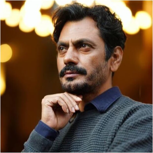 নওয়াজ লিখলেন, ‘আমি শোরা এবং ইয়ানিকে খুব ভালবাসি এবং তাদের মঙ্গল এবং ভবিষ্যৎ সুরক্ষিত করার জন্য যে কোনও সীমা অতিক্রম করতে পারি। আজ পর্যন্ত সব মামলায় জিতেছি এবং বিচারব্যবস্থার প্রতি আমার আস্থা রাখব আগামীতেও যেন তা-ই হয়।’