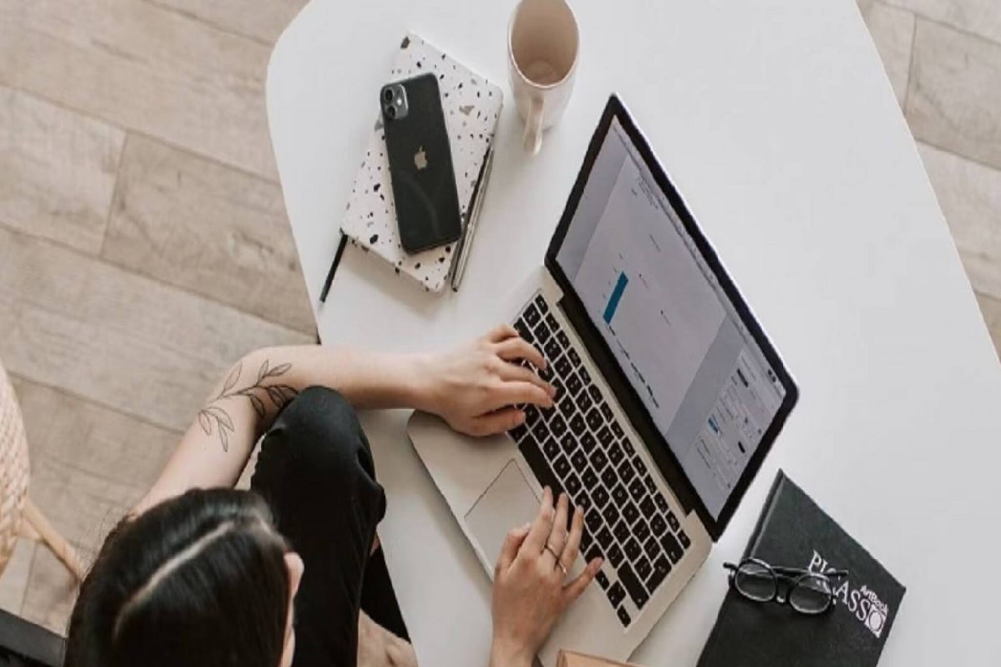 এই দশটি পথেই হতে পারে লক্ষ্মী লাভ, তাও কোনও বিনিয়োগ ছাড়াই!