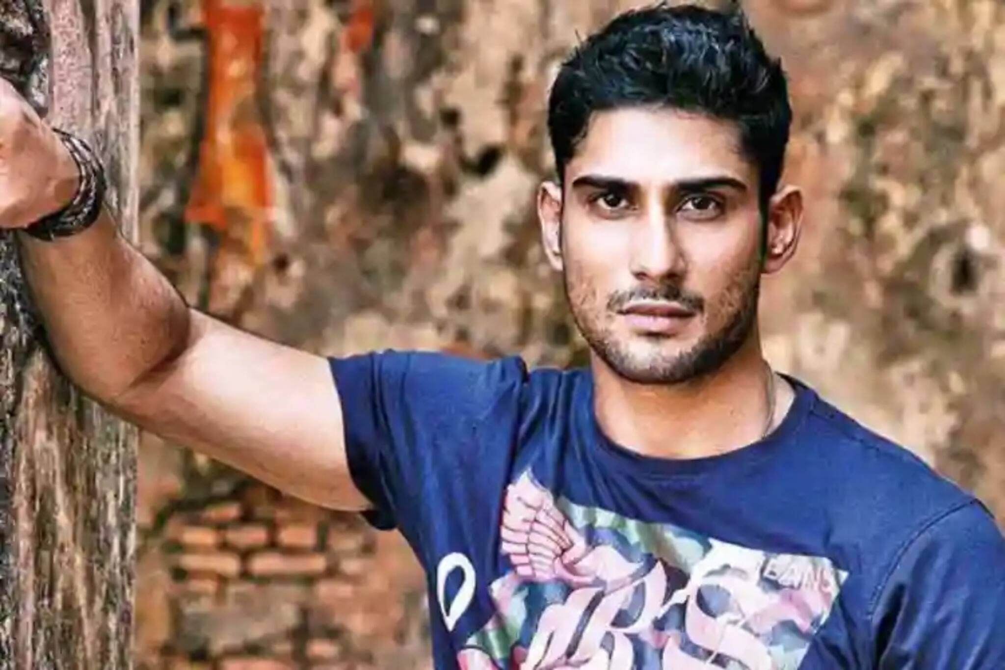 বাঙালি অভিনেত্রীর প্রেমে স্মিতা পাটিলের ছেলে, ছবি দিয়ে জল্পনার অবসান প্রতীকের