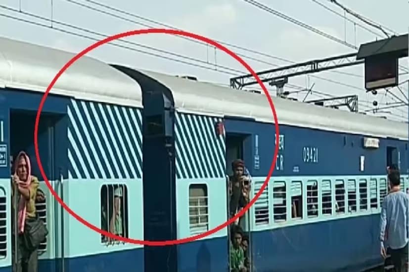 এছাড়াও ইএমইউ বা মেমু ট্রেনে লাল ডোরা কাটা দাগও দেখা যায়। এই লাল ডোরার অর্থ ওই কামরাটি ফার্স্ট ক্লাস কম্পার্টমেন্ট বা প্রথম শ্রেণির কামরা।