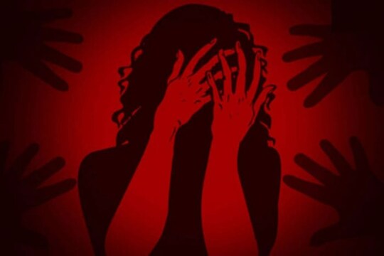ছাত্রীকে ধর্ষণের অভিযোগ