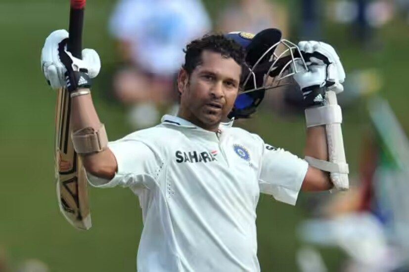 বর্ডার গাভাসকর ট্রফিতে সবথেকে বেশি রান স্কোরারের তালিকায় একেবারে শীর্ষে রয়েছেন মাস্টার ব্লাস্টার সচিন তেন্ডুলকর। অজিদের বিরুদ্ধে বরাবর কথা বলেছে সচিনের ব্যাট। বর্ডার-গাভাসকর টেস্ট সিরিজে ৩৬৩০ রান করেছেন কিংবদন্তী সচিন তেন্ডুলকর।