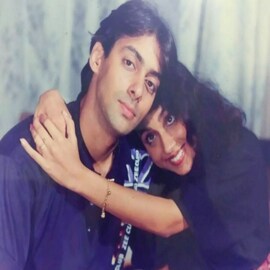 পরিচালকের প্রেমে হাবুডুবু ছিলেন Salman-এর এই নায়িকা! ২৭ বছর পর নিলেন ডিভোর্স
