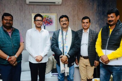 সুমনের দলবদলে চাপে বিজেপি