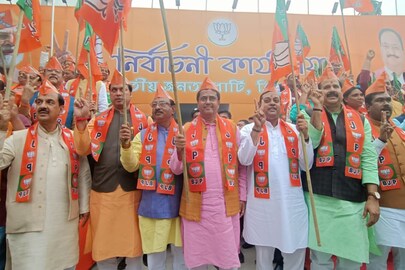 ত্রিপুরায় নির্বাচনের উত্তাপ বাড়ছে