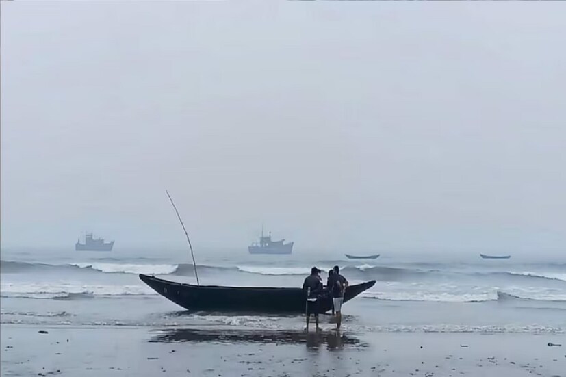 শেষ ২৪ ঘন্টায় দিঘা শহর জেলায় কিছুটা কমেছে তাপমাত্রা। তবে জেলা জুড়ে ভোর বা সকালের দিকে হালকা ঠান্ডা থাকলেওদুপুর এবং রাত্রের দিকে চড়ছে তাপমাত্রার পারদ। বসন্তকালে গরমে নাজেহাল হাল সাধারণ মানুষ।