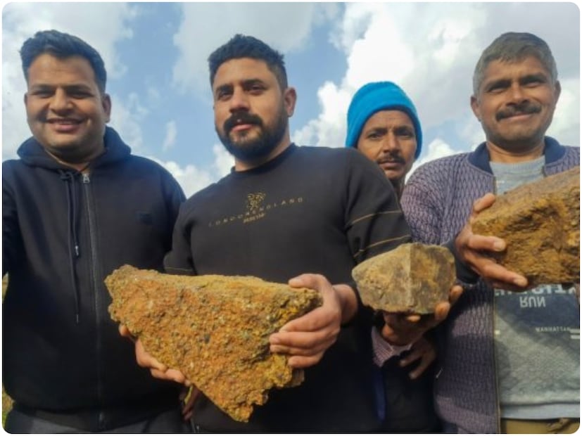 কিছু দিন আগে, জিওলজিক্যাল সার্ভে অফ ইন্ডিয়া (জিএসআই) কাশ্মীরের রিয়াসি জেলায় ৫৯ লক্ষ টন লিথিয়ামের ভাণ্ডার খুঁজে বের করে। এই ধাতু বৈদ্যুতিক যান এবং সৌর প্যানেল তৈরিতে ব্যবহৃত হয়। (পিটিআই)