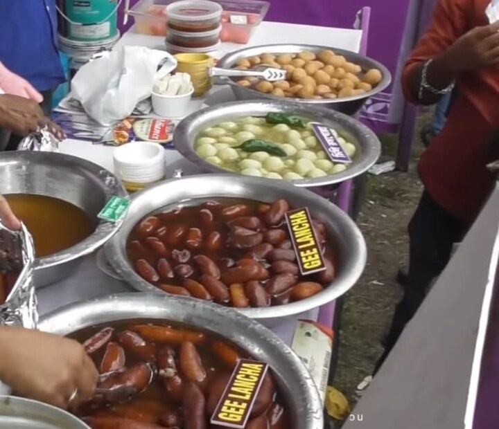 এখানকার কারিগরদের তৈরি গুলাব জামুন, স্পঞ্জ, ক্রিমচপ, রসমালাই, অ্যাটম বোমা, রাজভোগের চাহিদা পৃথিবীর সব প্রান্তেই বেশি। (ছবি- নিউজ 18)
