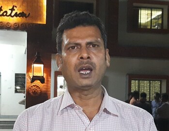 সহকারী