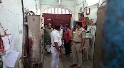 আসানসোল জেলে অনুব্রত মণ্ডল। (সংরক্ষিত ছবি)