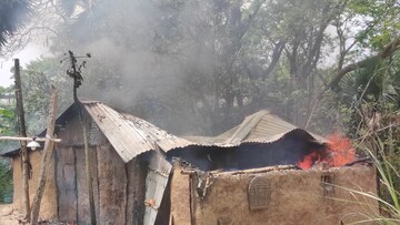 বাড়িতে