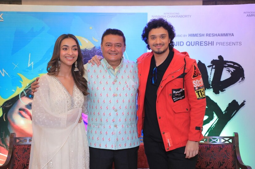 বাবার বহু ছবি নমশির খুব কাছের। তবে তাঁর সব থেকে পছন্দ মৃণাল সেনের ' মৃগয়া '। আর ' অগ্নিপথ' এর মিঠুনের অনবদ্য অভিনয় নমশিকে সবসময় প্রেরণা যোগায়। তিনি বললেন, অগ্নিপথ থেকে বাবা প্রমাণ করেছিলেন যে সহ অভিনেতা হয়েও ছবির নায়ককে ছাপিয়ে যাওয়া যায় শুধুমাত্র বলিষ্ঠ অভিনয়ের জোরে। এছাড়াও বাবার 'প্রেম প্রতিজ্ঞা ' থেকে ' গুরু' , ' তাহাদের কথা ' থেকে 'ফুল অউর অঙ্গার' সব ছবি কোন না কোন কারণে নমশির মনের খুব কাছের। আর ছেলে হিসেবে এও স্বীকার করে নেন । তাঁর বাবার মত এত বড় মনের মানুষ সত্যি খুব কম চোখে পড়ে।