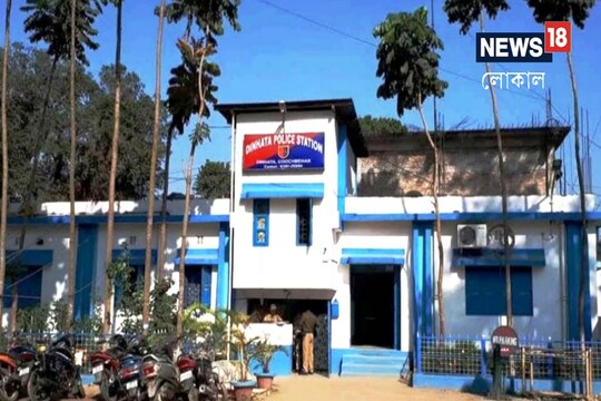 ছাত্রীর ঝুলন্ত মৃতদেহ উদ্ধার