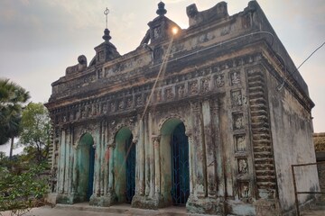 দাবি