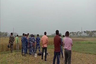 ফাঁকা মাঠে তাজা বোমা উদ্ধার