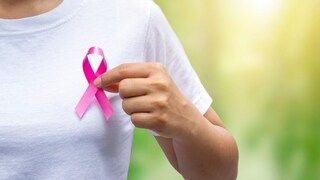 স্তন ক্যানসার থেকে আরোগ্য লাভের পরেও কি মা হওয়ার সম্ভাবনা থাকে? আলোচনা করছেন বিশেষজ্ঞ চিকিৎসক