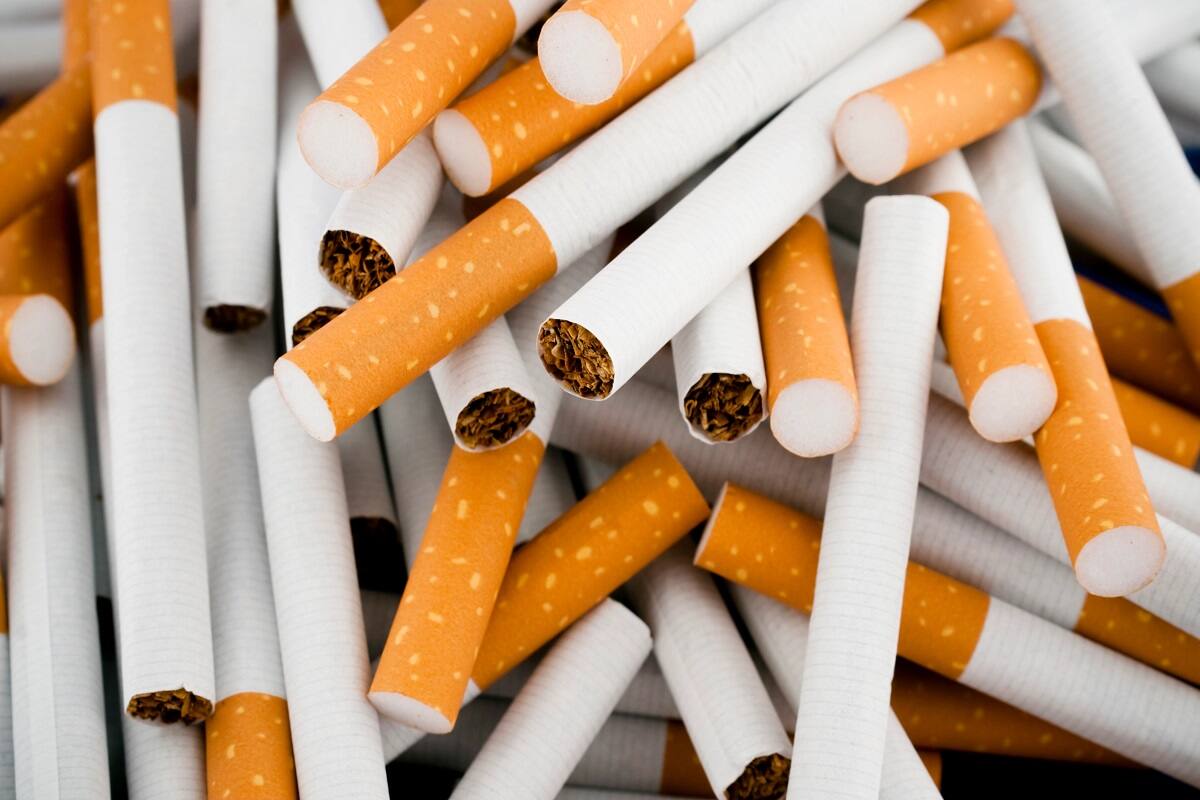Cigarette: সিগারেটের বাংলা কী জানেন? ৯৯% বাঙালিই জানেন না! আপনি জানলে  চ্যাম্পিয়ন | লেটেস্ট পাঁচমিশালি খবর