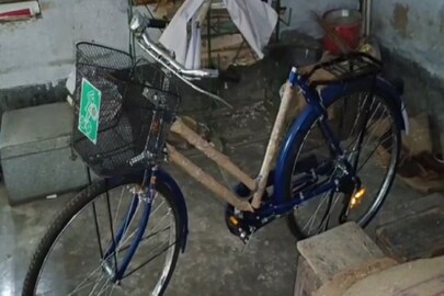 টাকার বিনিময়ে সবুজ সাথীর সাইকেল দেওয়ার অভিযোগ। 