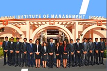 ১১৪০০০০০! IIM ছাত্রের নতুন চাকরির বেতন, গুণতে গুণতে ক্লান্ত হয়ে যাবেন