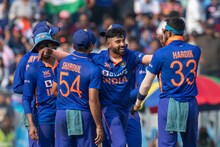 শামি-সিরাজের পেস ও জাড্ডুর ভেলকিতে ধরাশায়ী অস্ট্রেলিয়া, ভারতের টার্গেট মাত্র ১৮৯