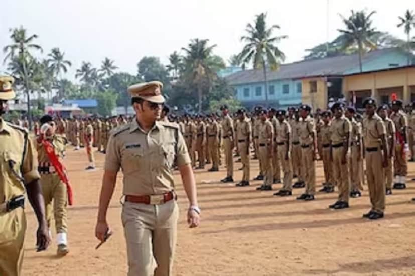 ১৯৫২ সালে প্রথম বারের জন্য মাধোপট্টি গ্রাম থেকে ড. ইন্দুপ্রকাশ ইউপিএসসি-তে দ্বিতীয় স্থান অর্জন করেছিলেন। তিনি আইএএস পদে নিযুক্ত হয়েছিলেন। এর পর ড. ইন্দুপ্রকাশের চার ভাইও আইএএস অফিসারের পদ লাভ করেছিলেন। ফ্রান্স-সহ বহু দেশেই রাষ্ট্রদূত হিসেবে গিয়েছেন ইন্দুপ্রকাশ। ২০০২ সালে ড. ইন্দুপ্রকাশের ছেলে যশস্বীও ৩১-তম স্থান অধিকার করে আইএএস পদে আসীন হয়েছিলেন। তবে গ্রামের বাসিন্দাদের বক্তব্য, উচ্চ পদে নিযুক্ত গ্রামের অধিকাংশ বাসিন্দারই গ্রামের সঙ্গে কোনও যোগাযোগ নেই।