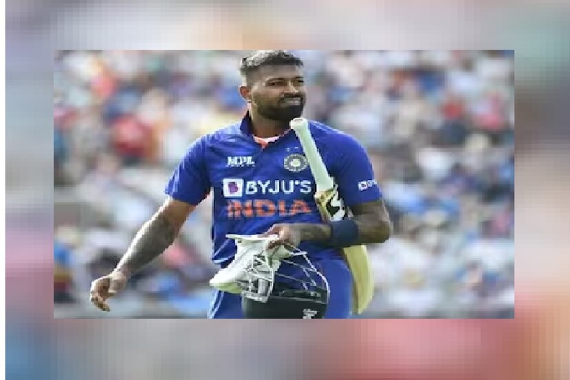 হার্দিক পান্ডিয়া: সহ-অধিনায়ক হার্দিক পান্ডিয়াকে চেন্নাইয়ে অস্ট্রেলিয়ার বিরুদ্ধে ব্যাট এবং বল দু বিভাগেই দায়িত্ব নিতে হবে। শেষ ম্যাচে একেবারেই ছন্দে দেখা যায়নি তাঁকে। এই কারণেই টিম ইন্ডিয়াকে জেতাতে ভক্তরা হার্দিকের কাছ থেকে ভাল পারফরম্যান্স আশা করছেন। হার্দিকের সামর্থ্য সম্পর্কে সবাই ওয়াকিবহাল৷ 