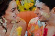 বিয়ের পর প্রথম দোল! সকলকে তাক লাগিয়ে অভিনব উপায়ে শুভেচ্ছা জানালেন সিড-কিয়ারা