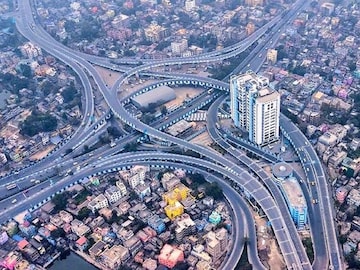 শহরের যানজট কমাতে এবার ‘রিং রোড’-এর প্রস্তাব 