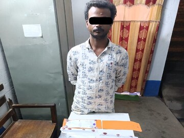 মালদহে এসটিএফ-এর জালে অস্ত্র কারবারি, উদ্ধার প্রচুর অস্ত্রসস্ত্র !