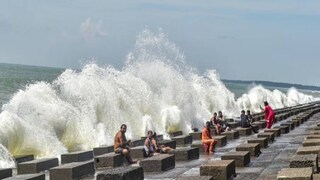 পূর্ব মেদিনীপুর জেলার বিরাট অংশ উপকূলবর্তী এলাকা