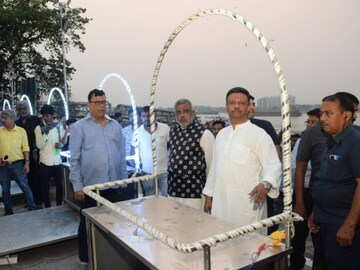 প্রস্তুতি খতিয়ে দেখলেন মেয়র ফিরহাদ হাকিম
